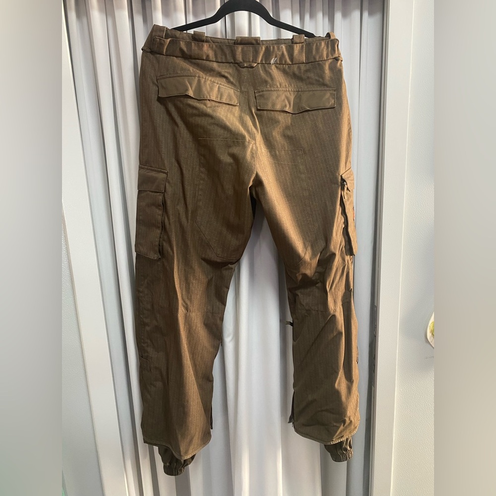 Burton Men's Snowboarding Pants - Picture 2 of 10